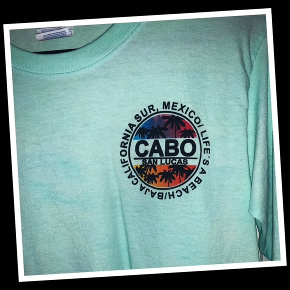 •3/$20 Cabo San Lucas long sleeve tshirt🐋EUC🐋 - Picture 3 of 4